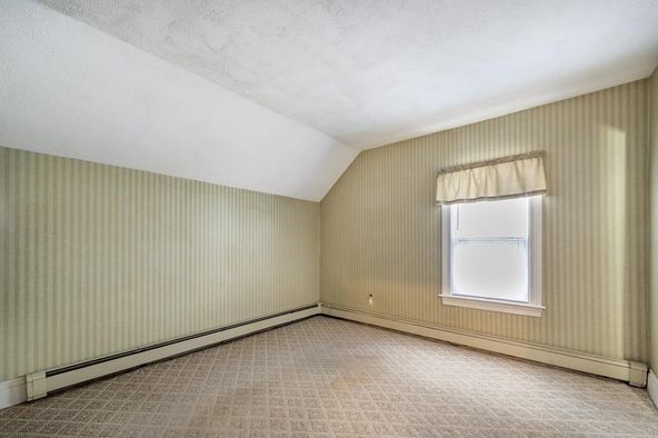 1039 Washington St, Attleboro, MA 02703
